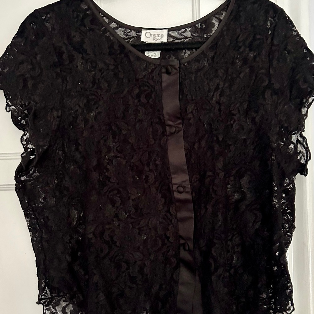 Lace & satin shorty pajama set